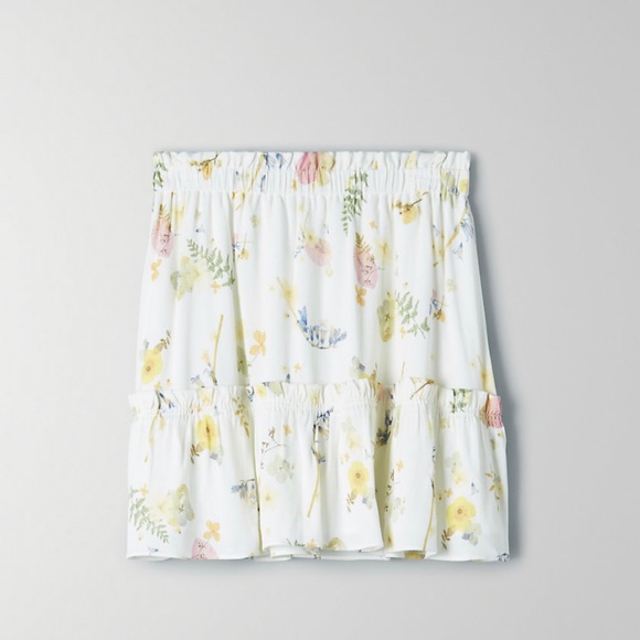 Aritzia Sunday Best Trixie skirt floral - Picture 6 of 6